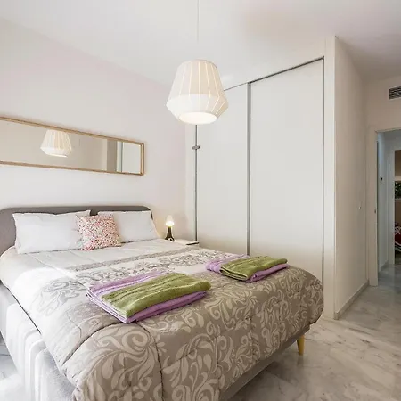 דירה Amazing In *